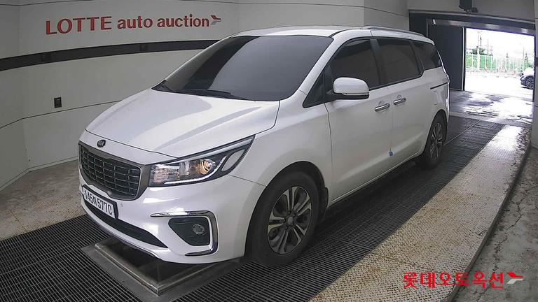 2020 KIA Carnival
