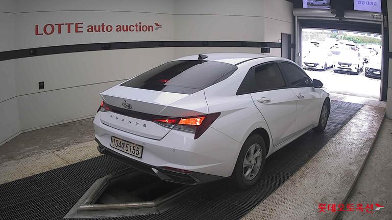 2021 HYUNDAI Avante