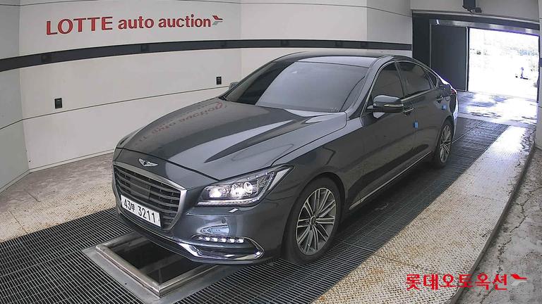 2018 GENESIS G80