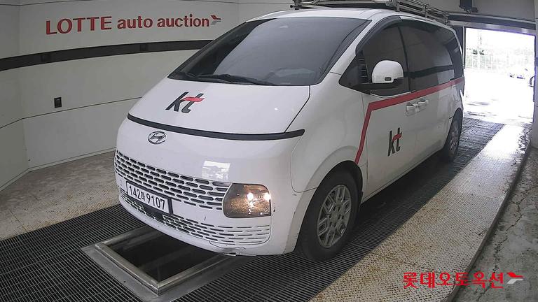 2022 HYUNDAI Staria