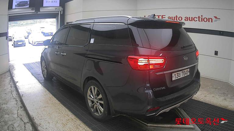 2019 KIA Carnival