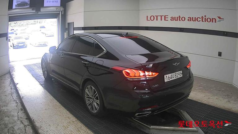 2018 GENESIS G80