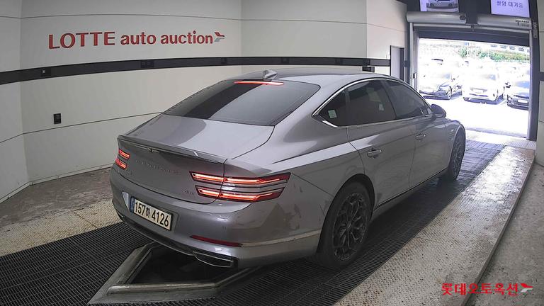 2021 GENESIS G80