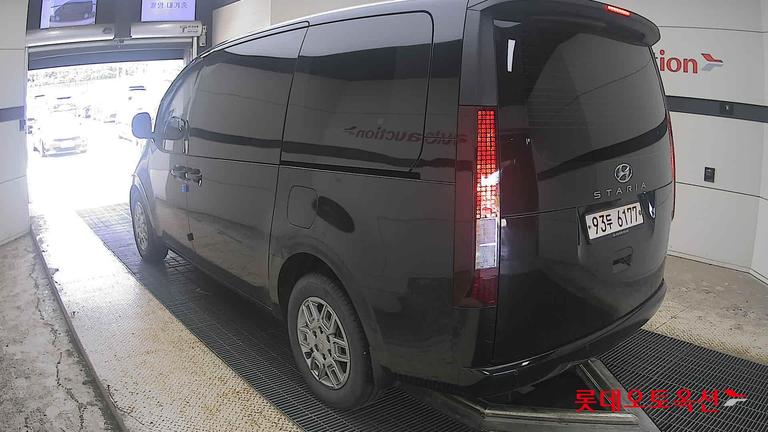 2022 HYUNDAI Staria