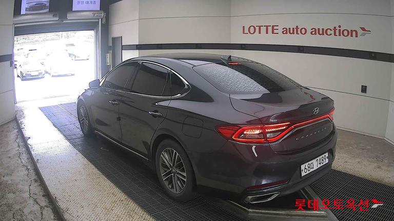 2018 HYUNDAI Grandeur