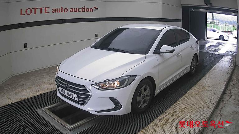 2016 HYUNDAI Avante