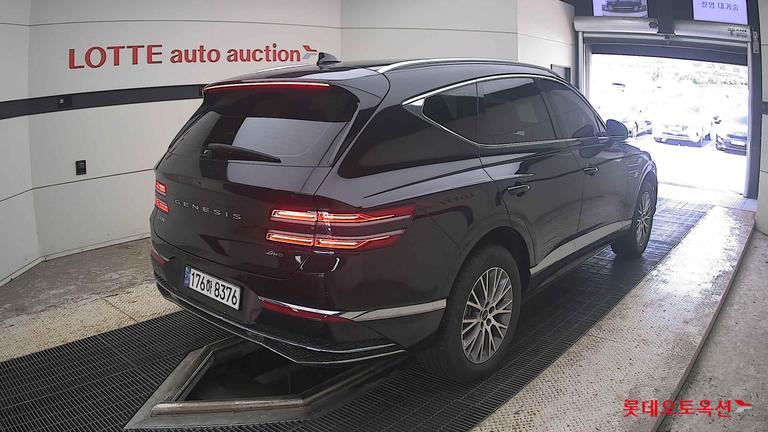 2025 GENESIS GV80