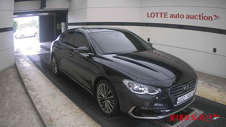 2018 HYUNDAI Grandeur