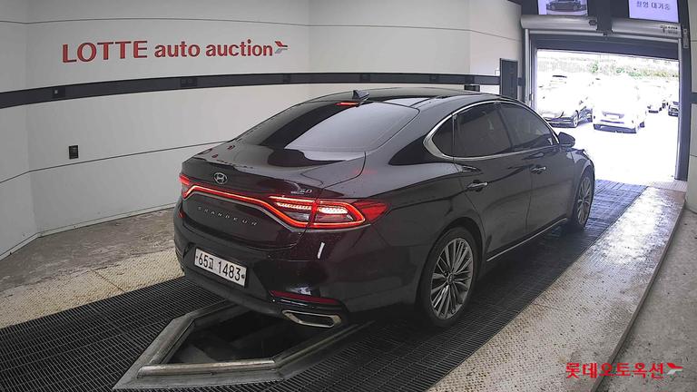 2018 HYUNDAI Grandeur