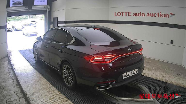 2018 HYUNDAI Grandeur