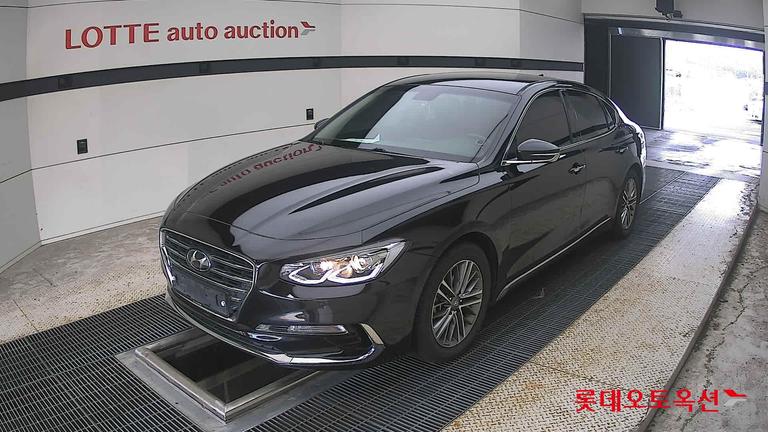 2017 HYUNDAI Grandeur