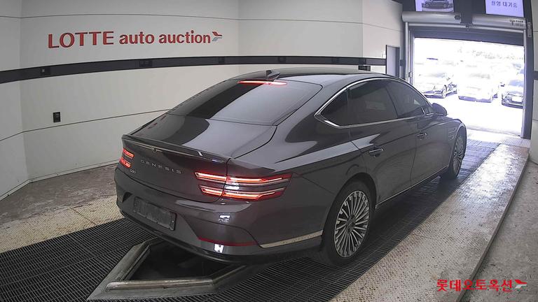 2022 GENESIS G80