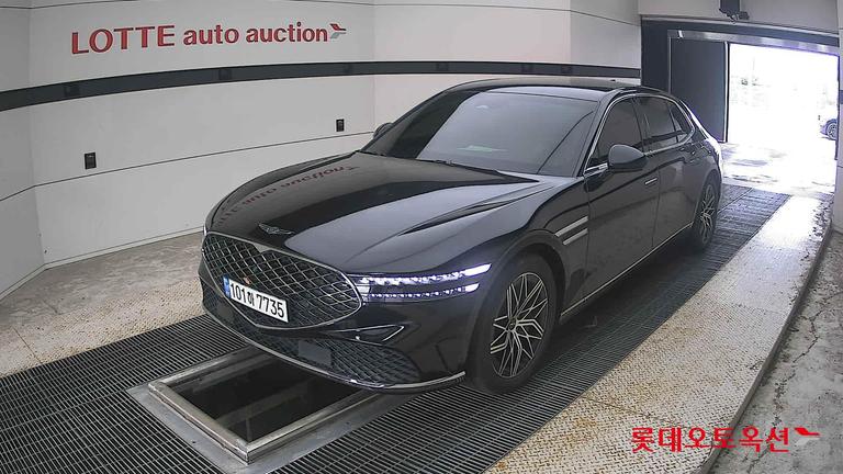2022 GENESIS G90
