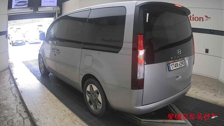 2023 HYUNDAI Staria