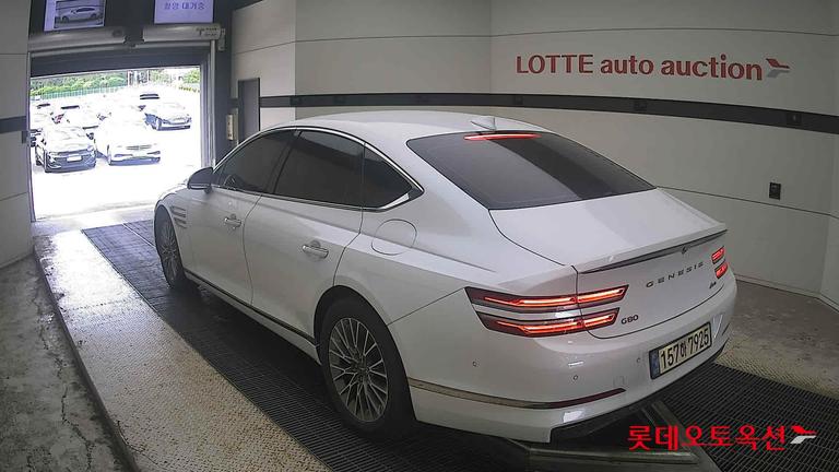 2022 GENESIS G80