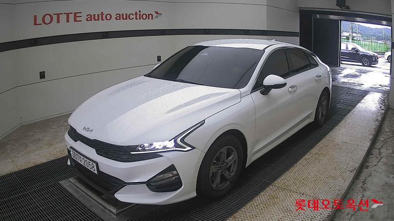 2023 KIA K5