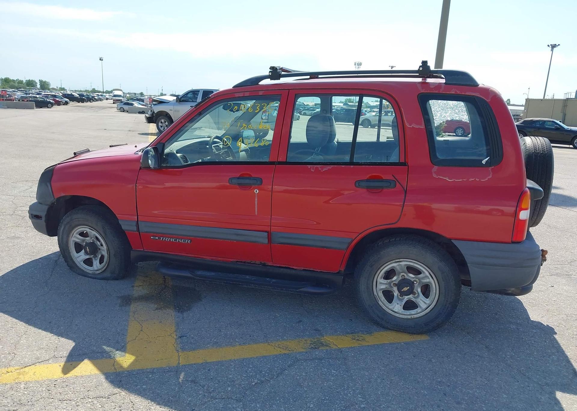 1999 CHEVROLET TRACKER