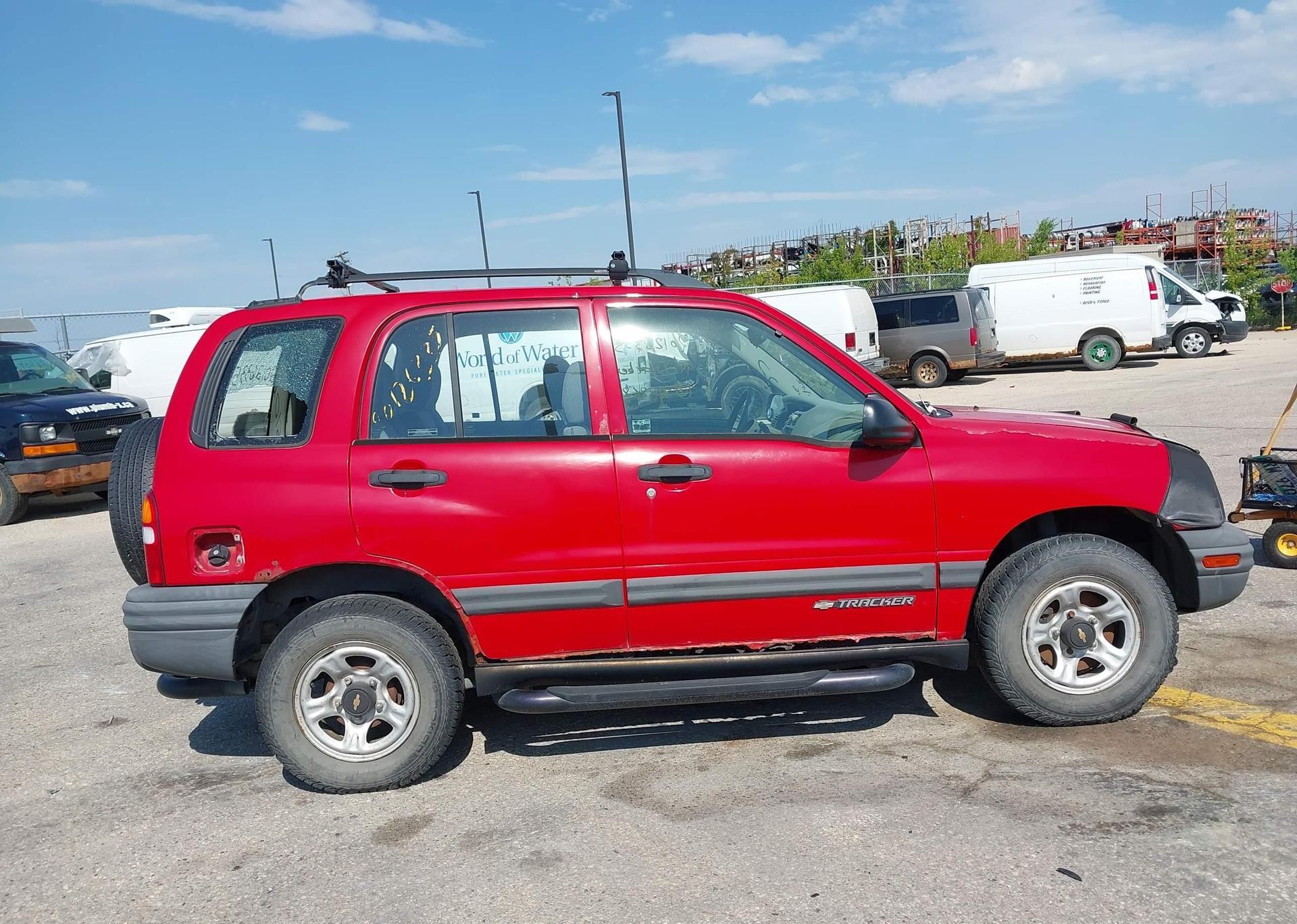 1999 CHEVROLET TRACKER