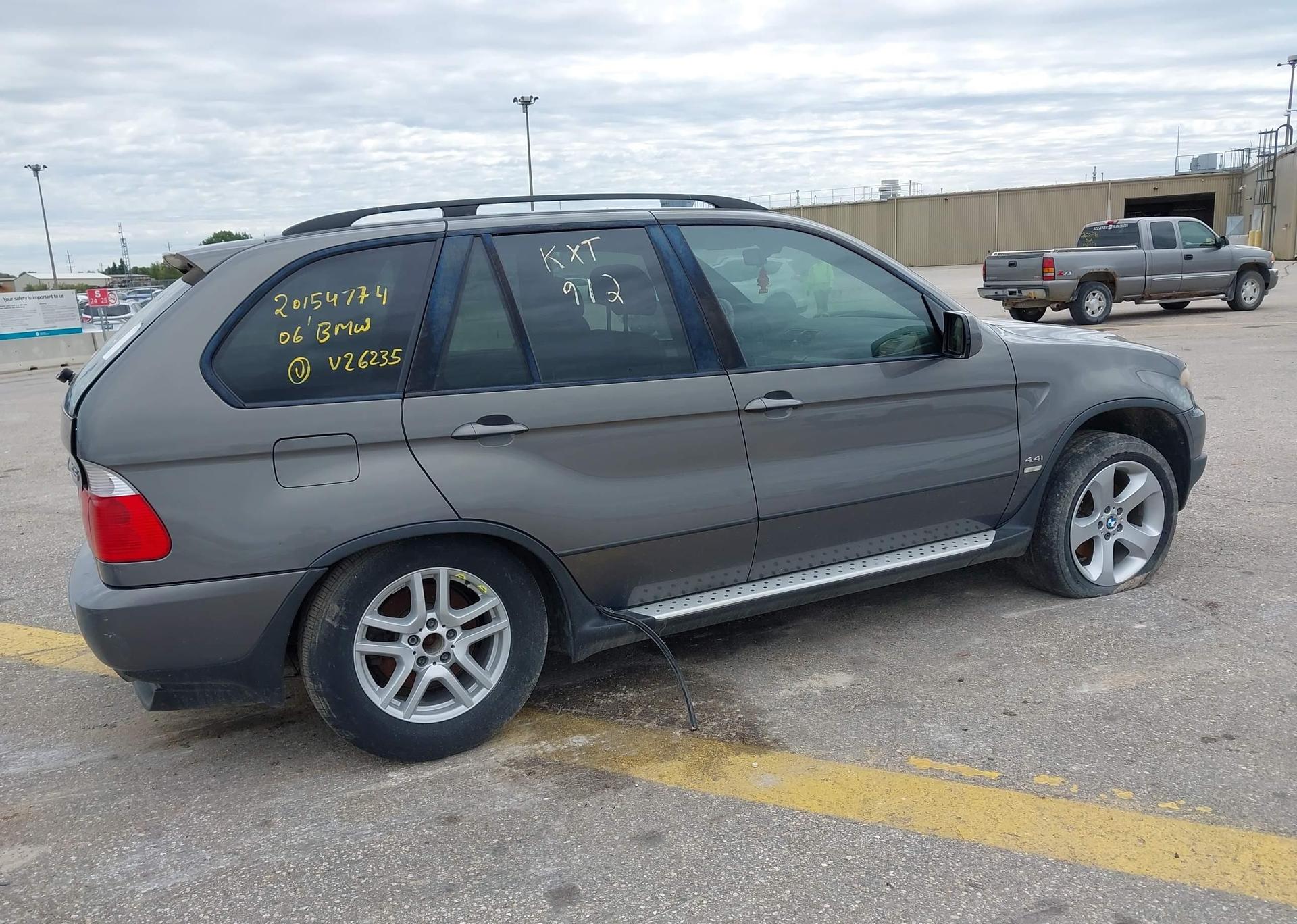 2006 BMW X5 4.4I