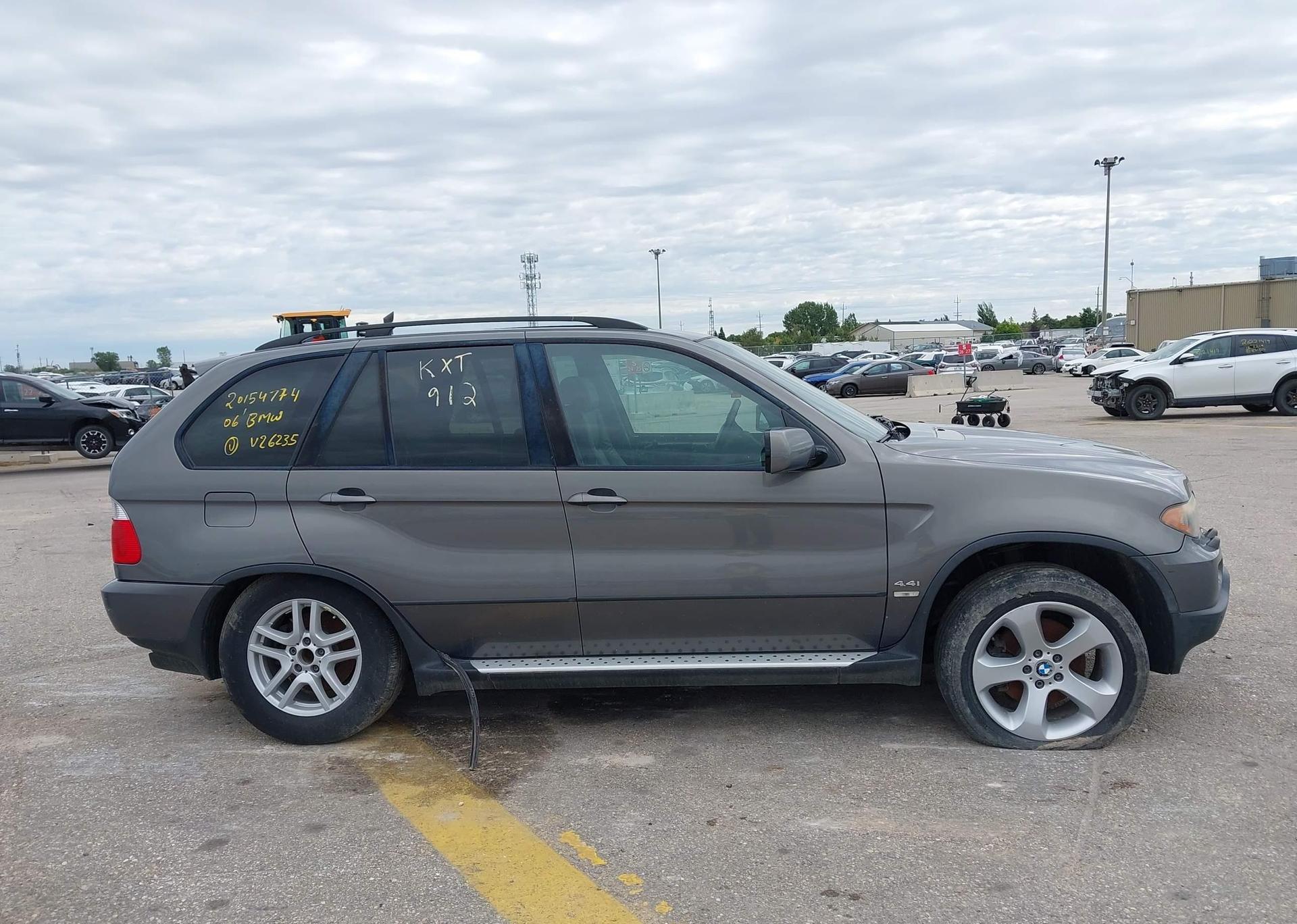 2006 BMW X5 4.4I