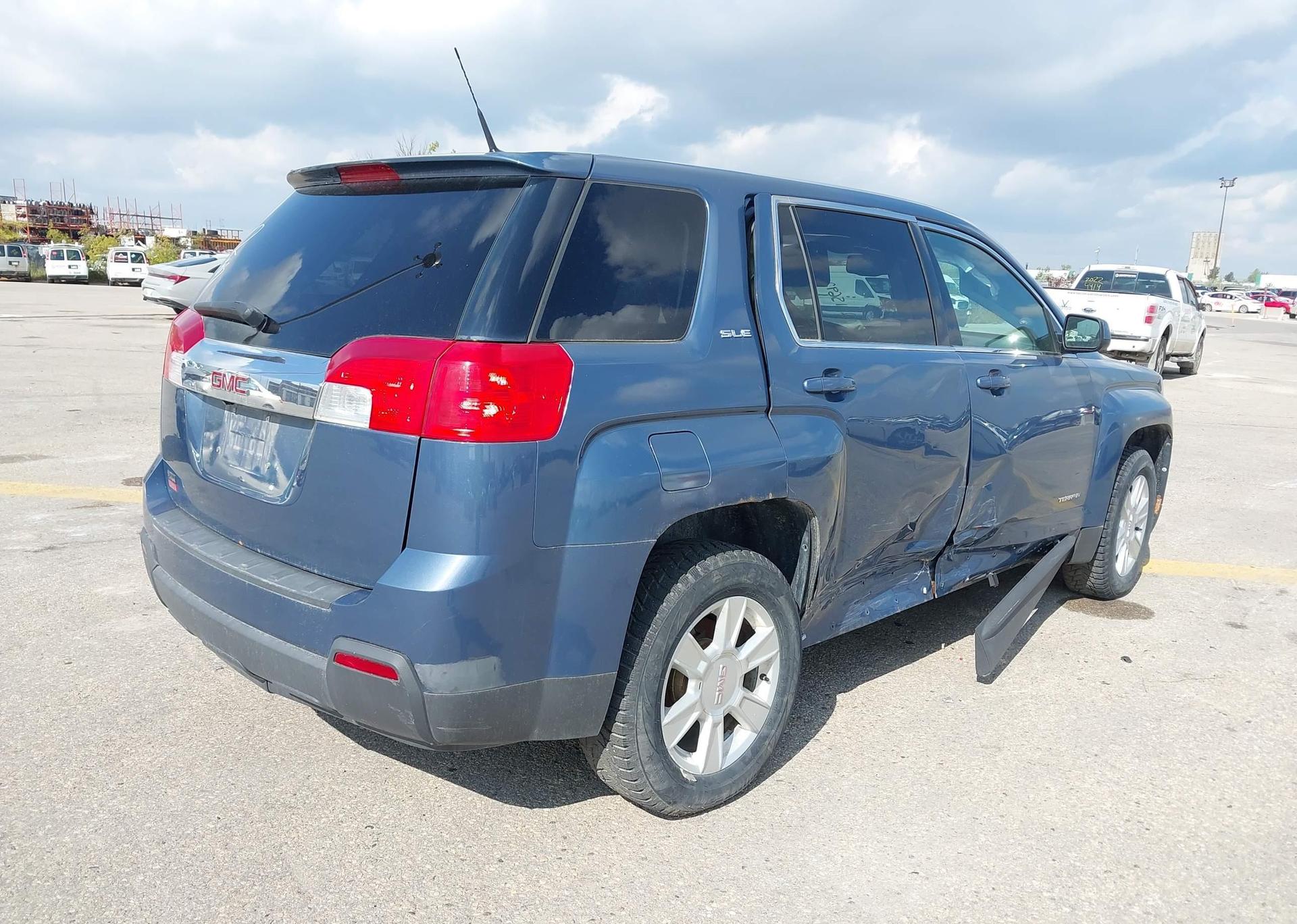 2011 GMC TERRAIN SLE