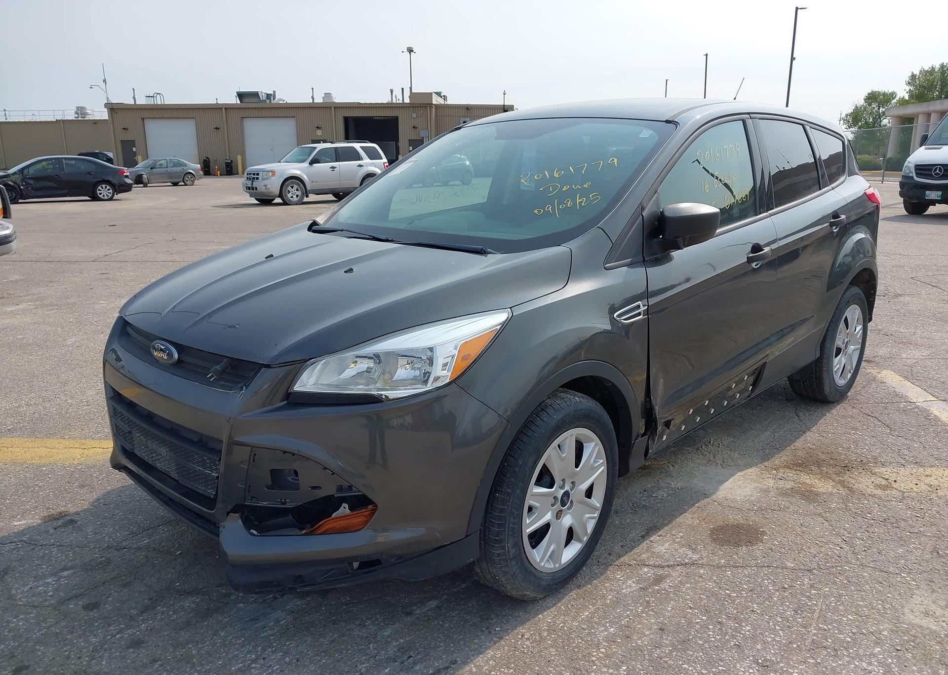 2016 FORD ESCAPE S