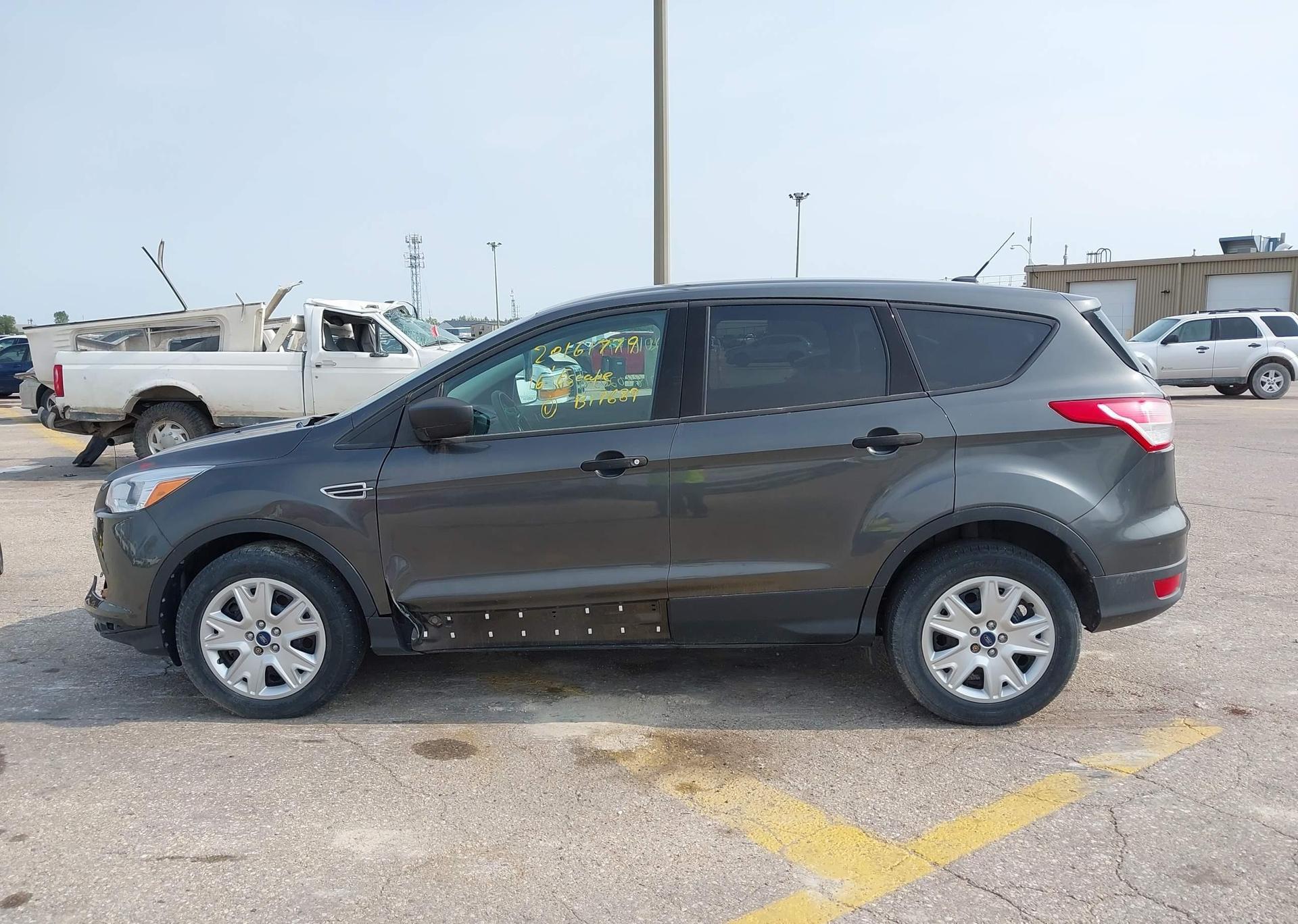 2016 FORD ESCAPE S
