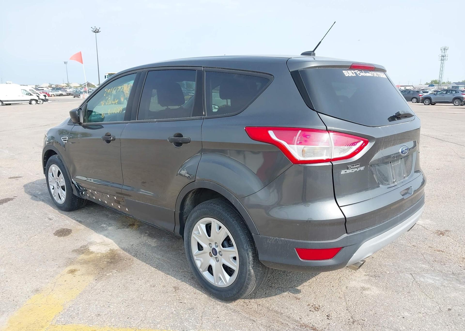 2016 FORD ESCAPE S