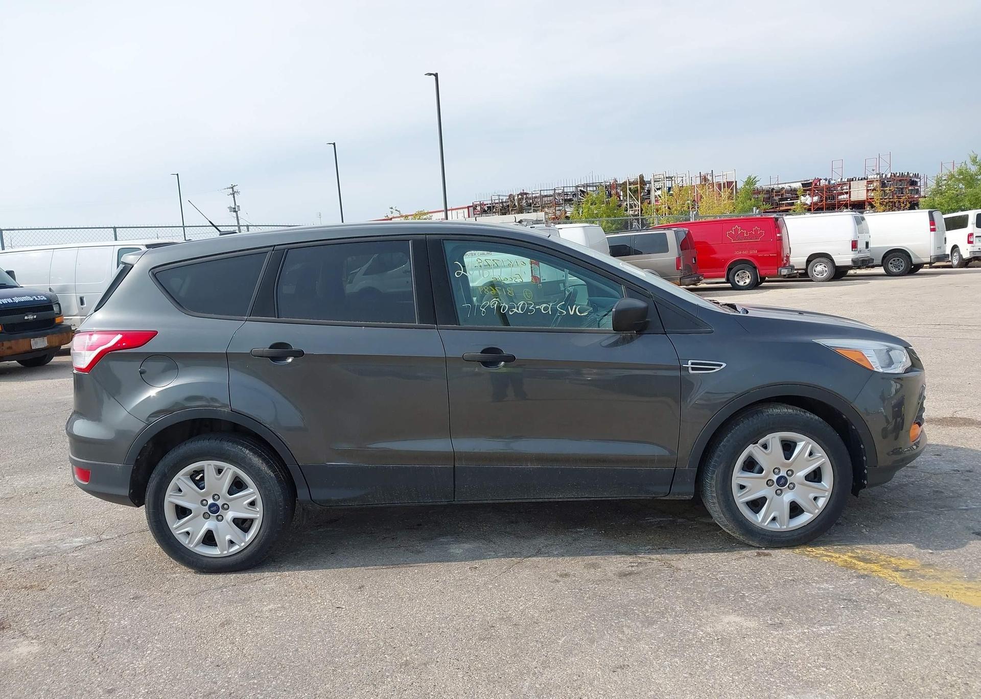 2016 FORD ESCAPE S