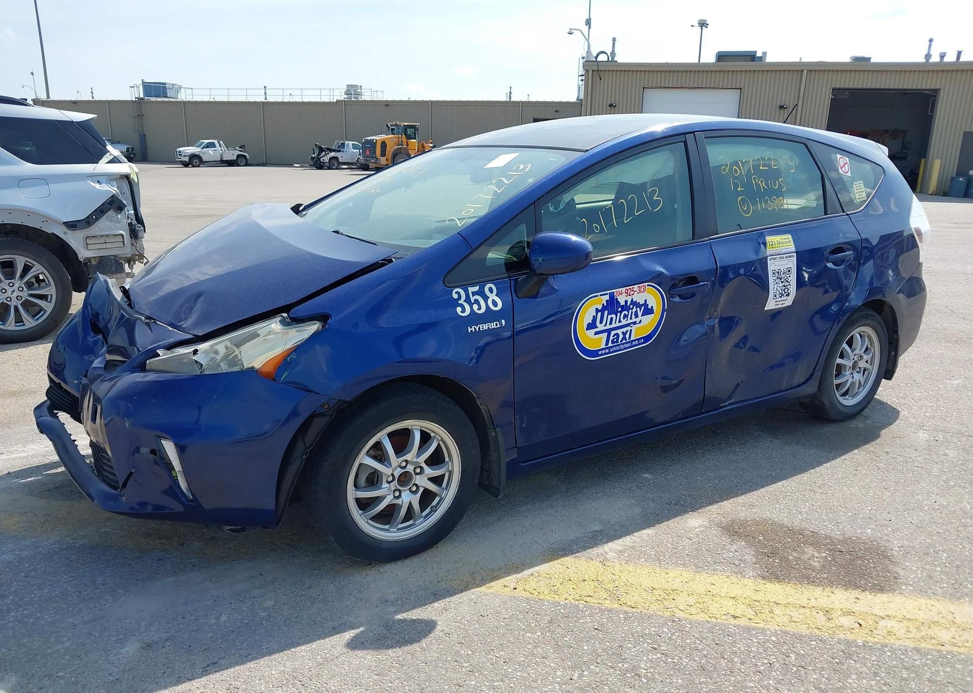 2012 TOYOTA PRIUS V