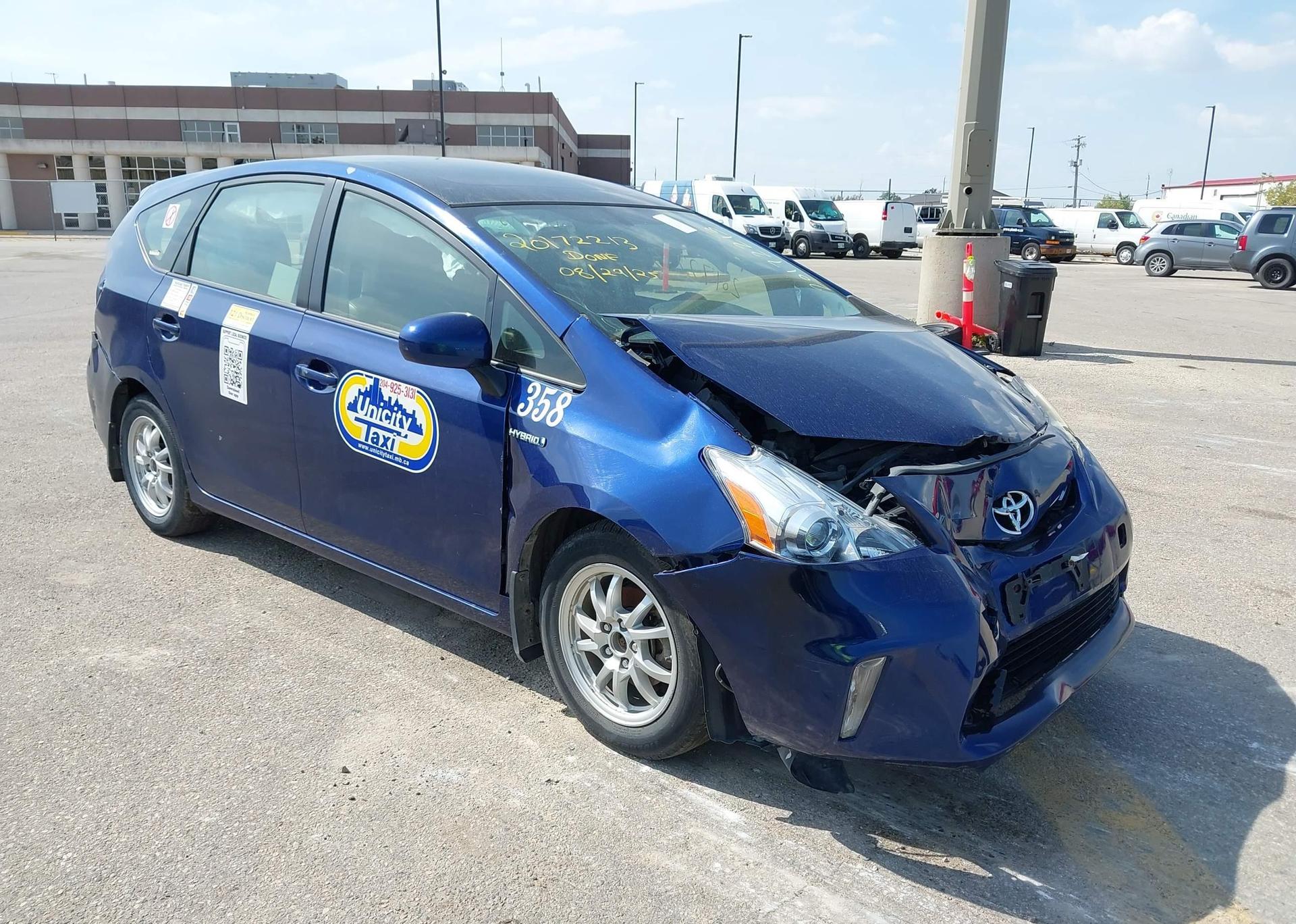 2012 TOYOTA PRIUS V