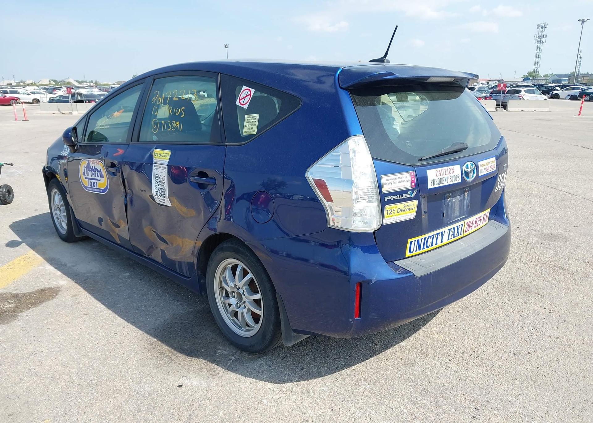 2012 TOYOTA PRIUS V