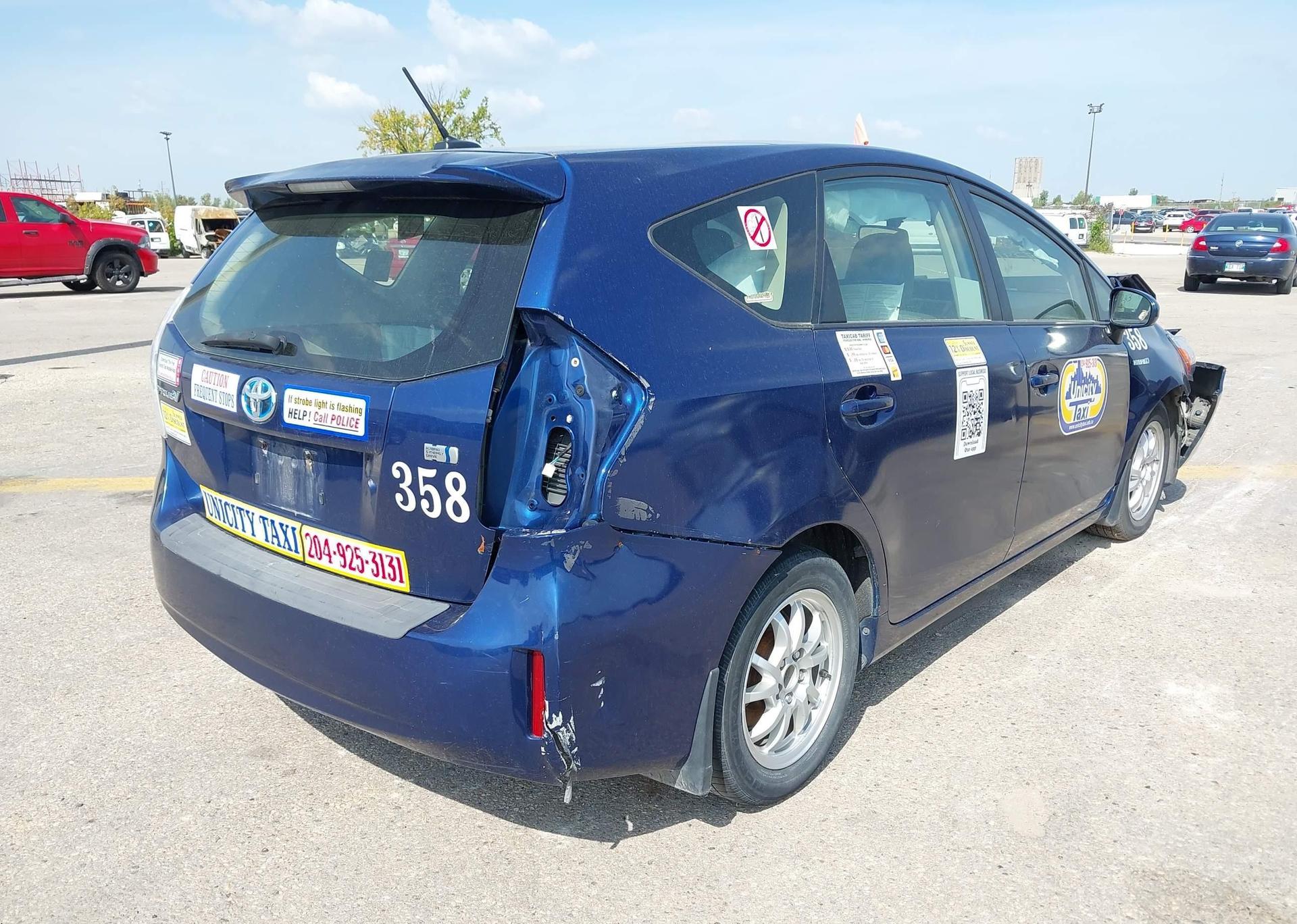 2012 TOYOTA PRIUS V