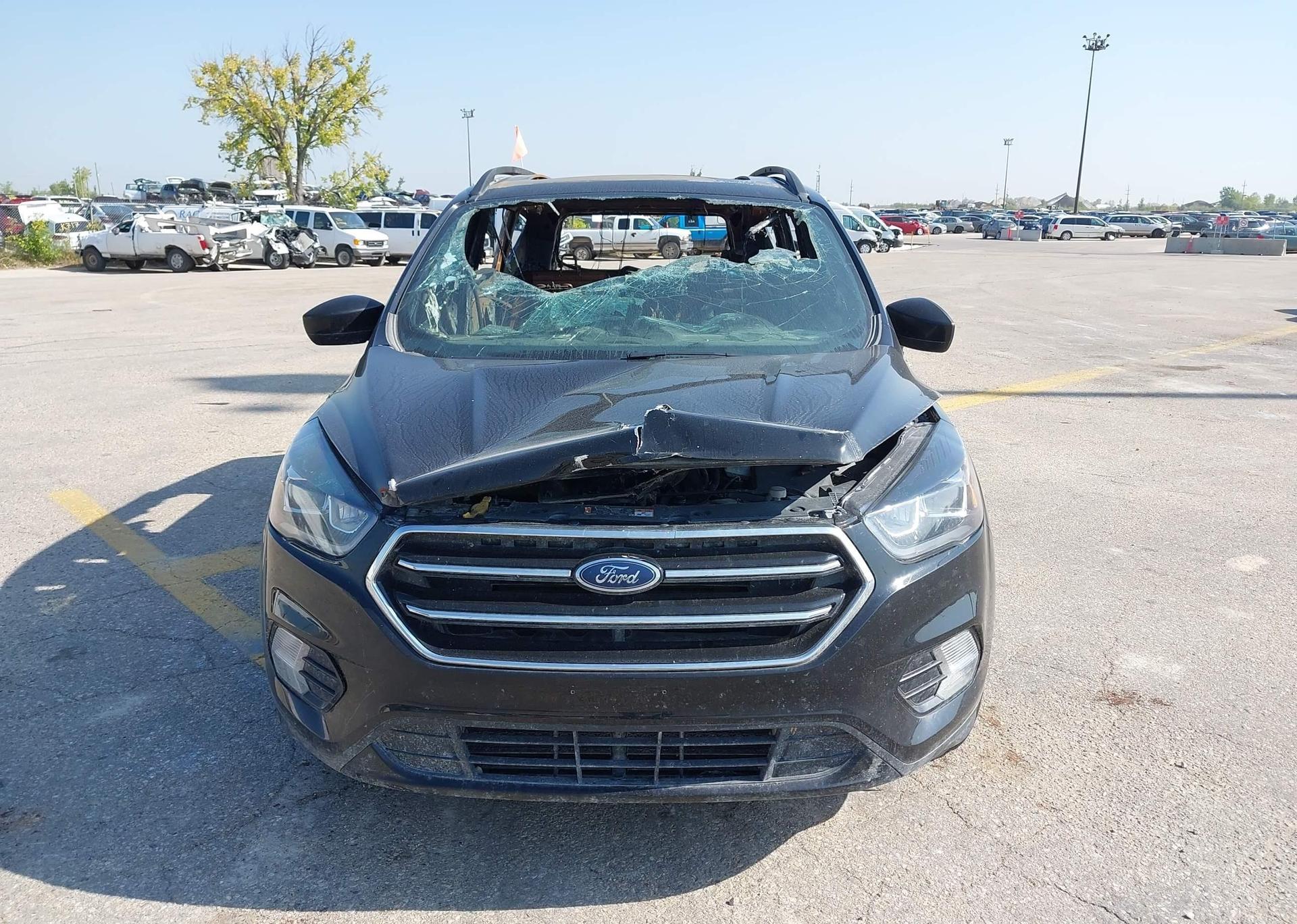 2018 FORD ESCAPE SE