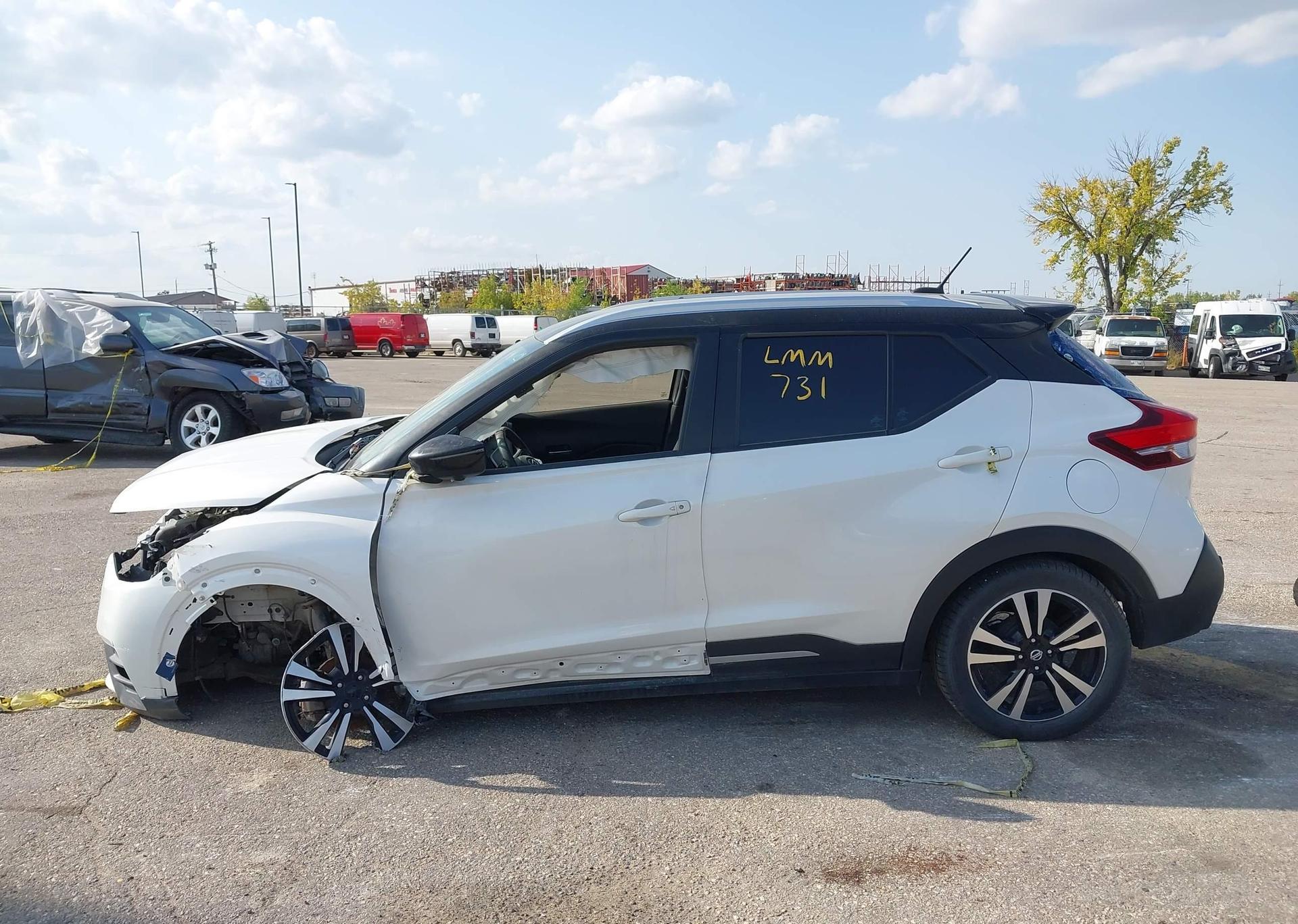 2020 NISSAN KICKS SR