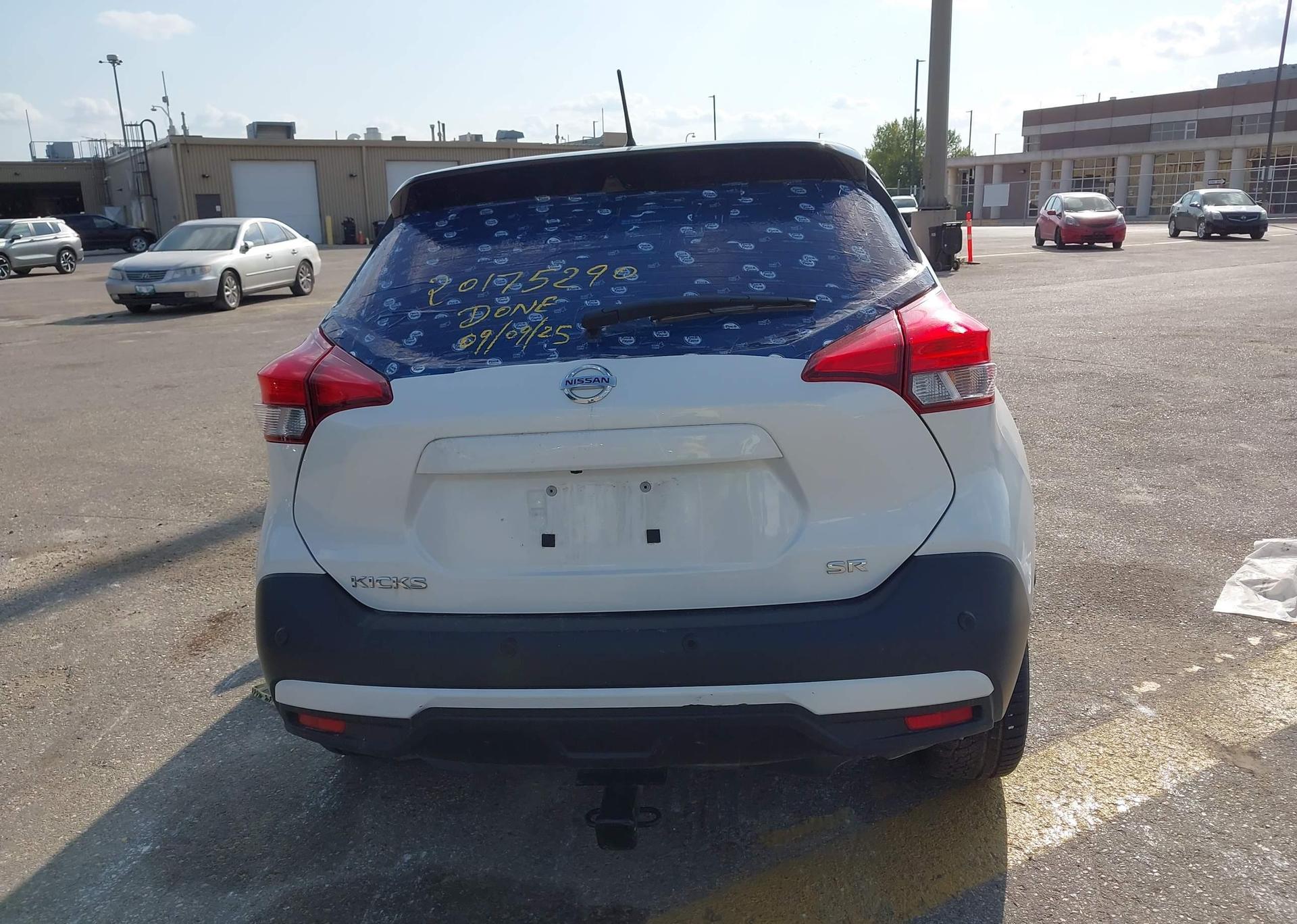 2020 NISSAN KICKS SR