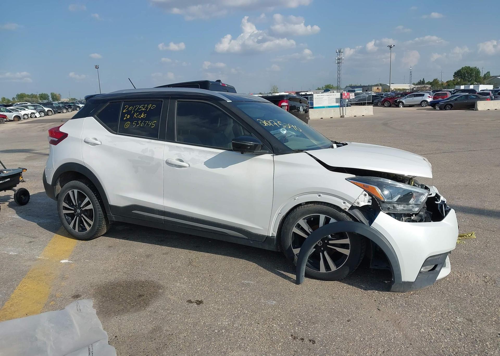 2020 NISSAN KICKS SR