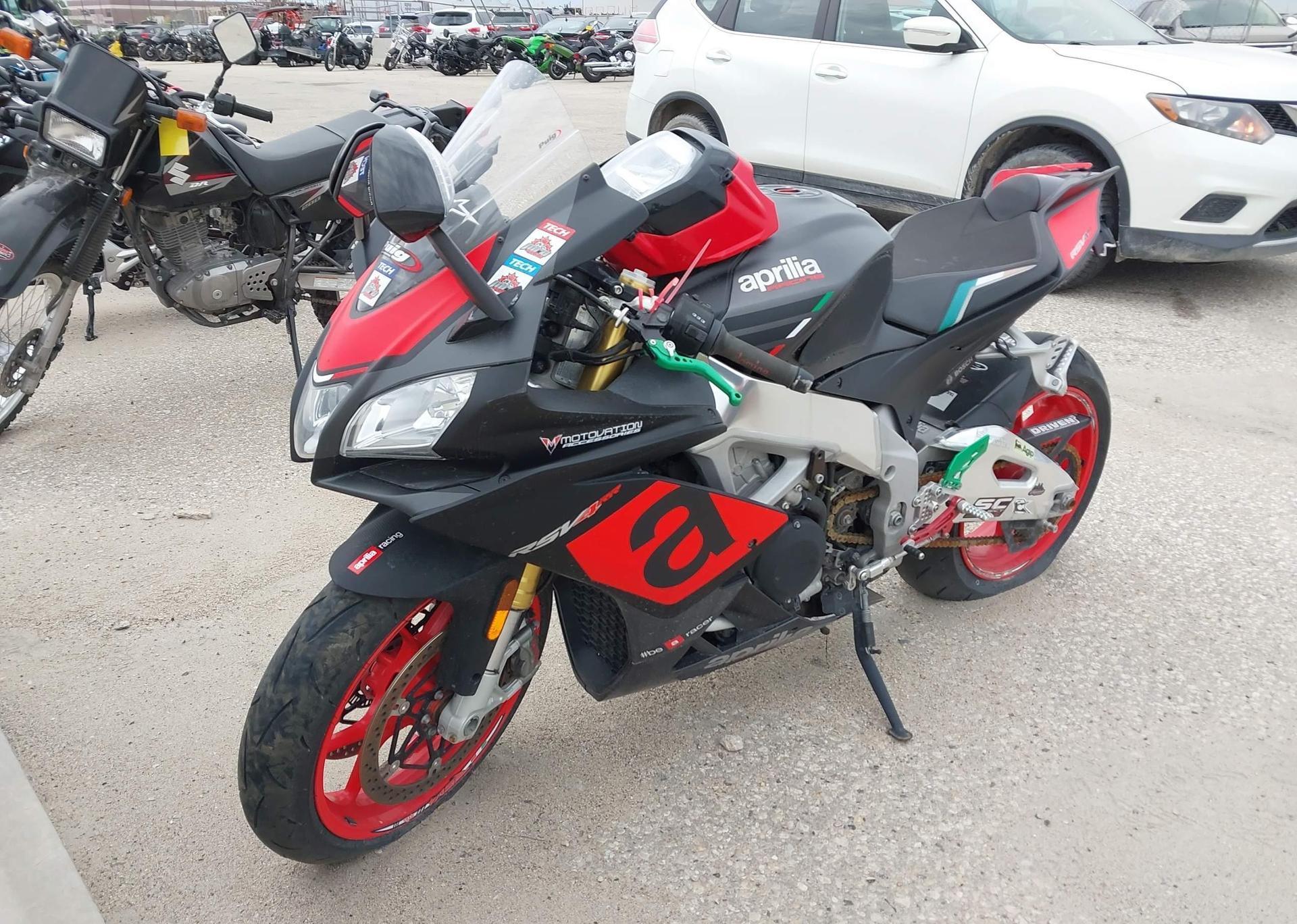 2017 APRILIA RSV4 RR