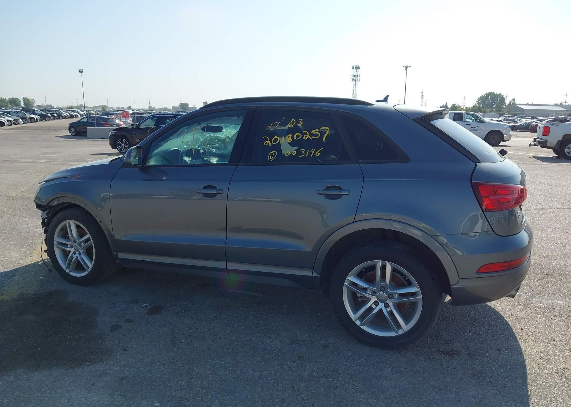 2017 AUDI Q3