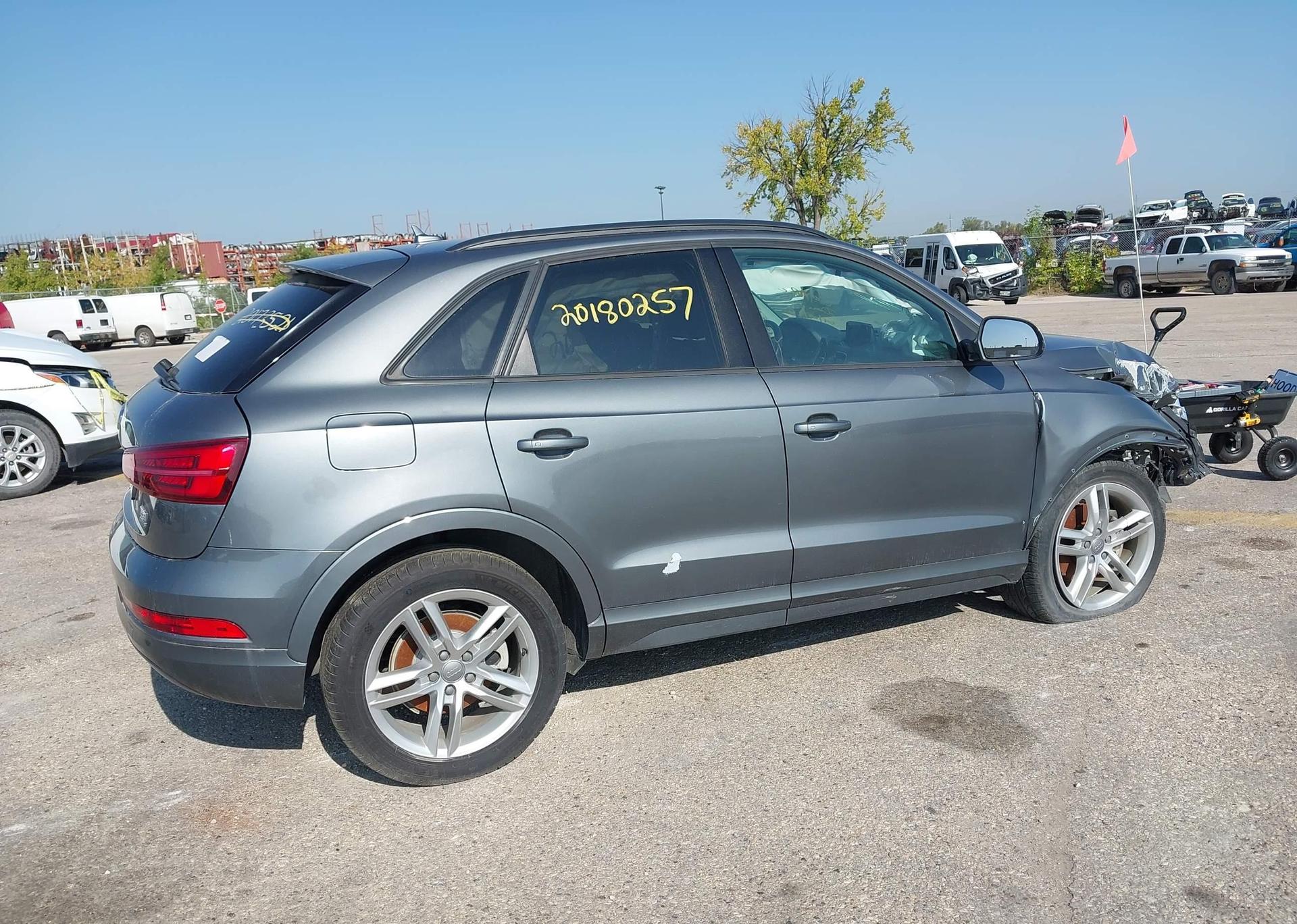 2017 AUDI Q3