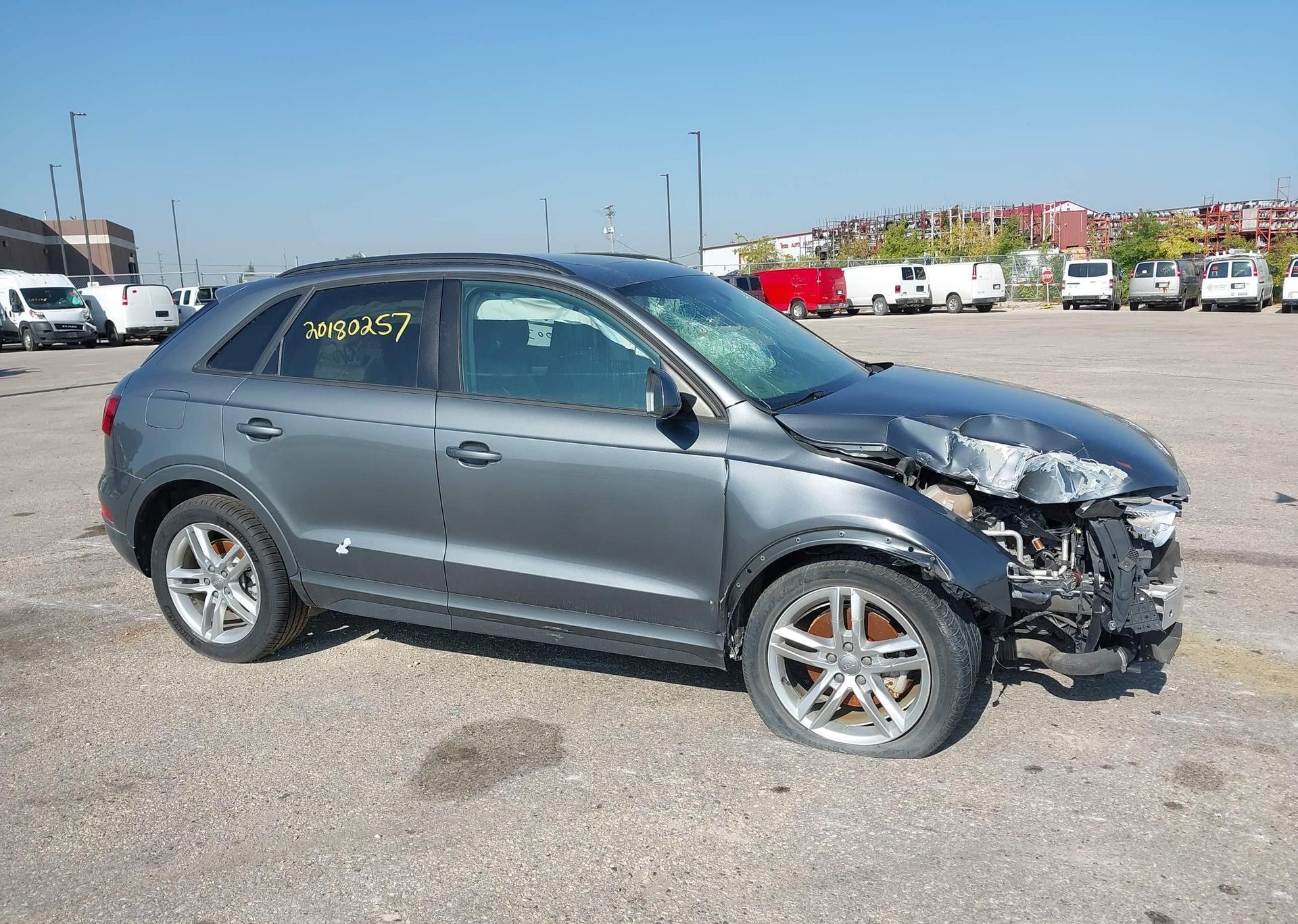2017 AUDI Q3