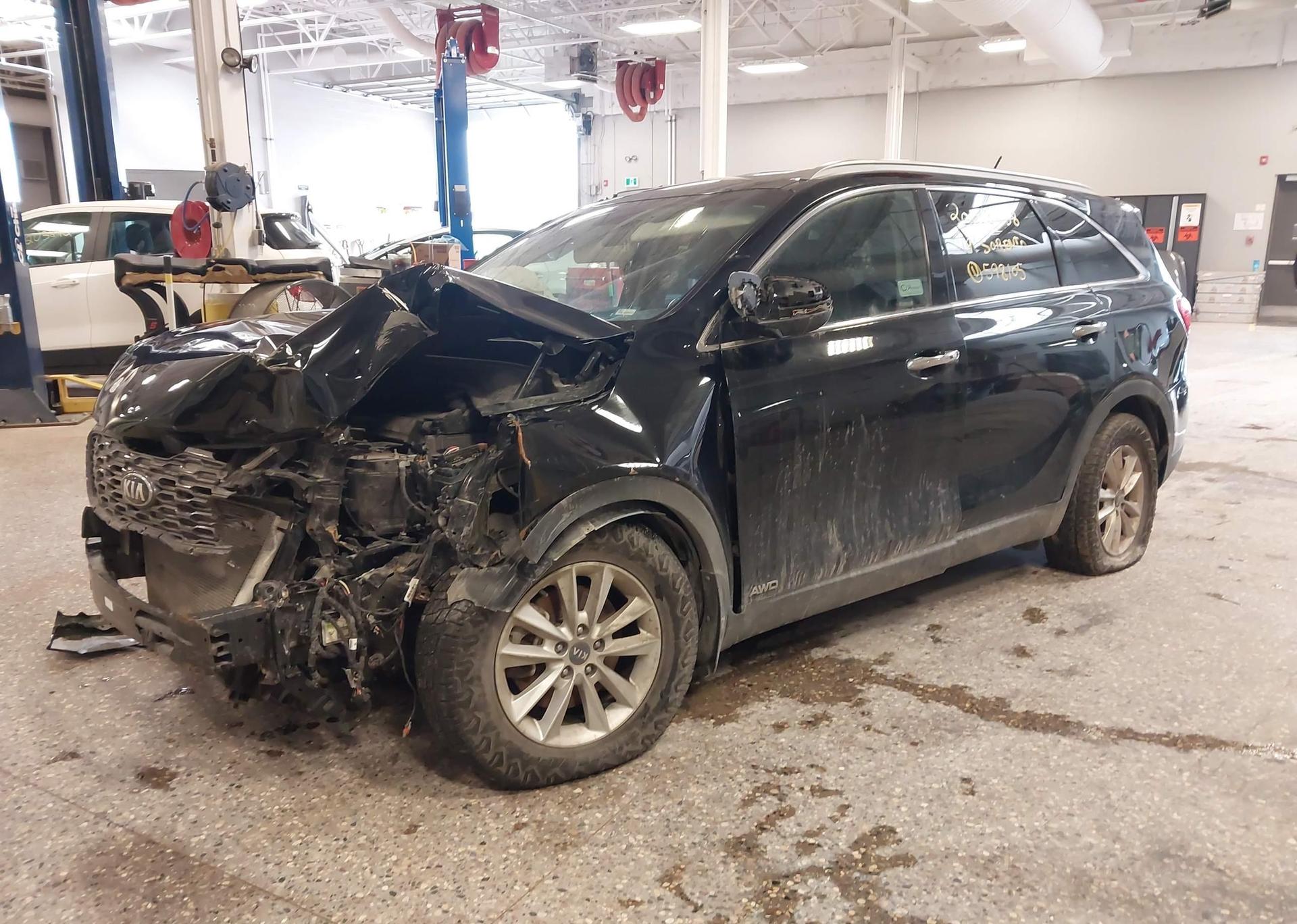 2019 KIA SORENTO EX