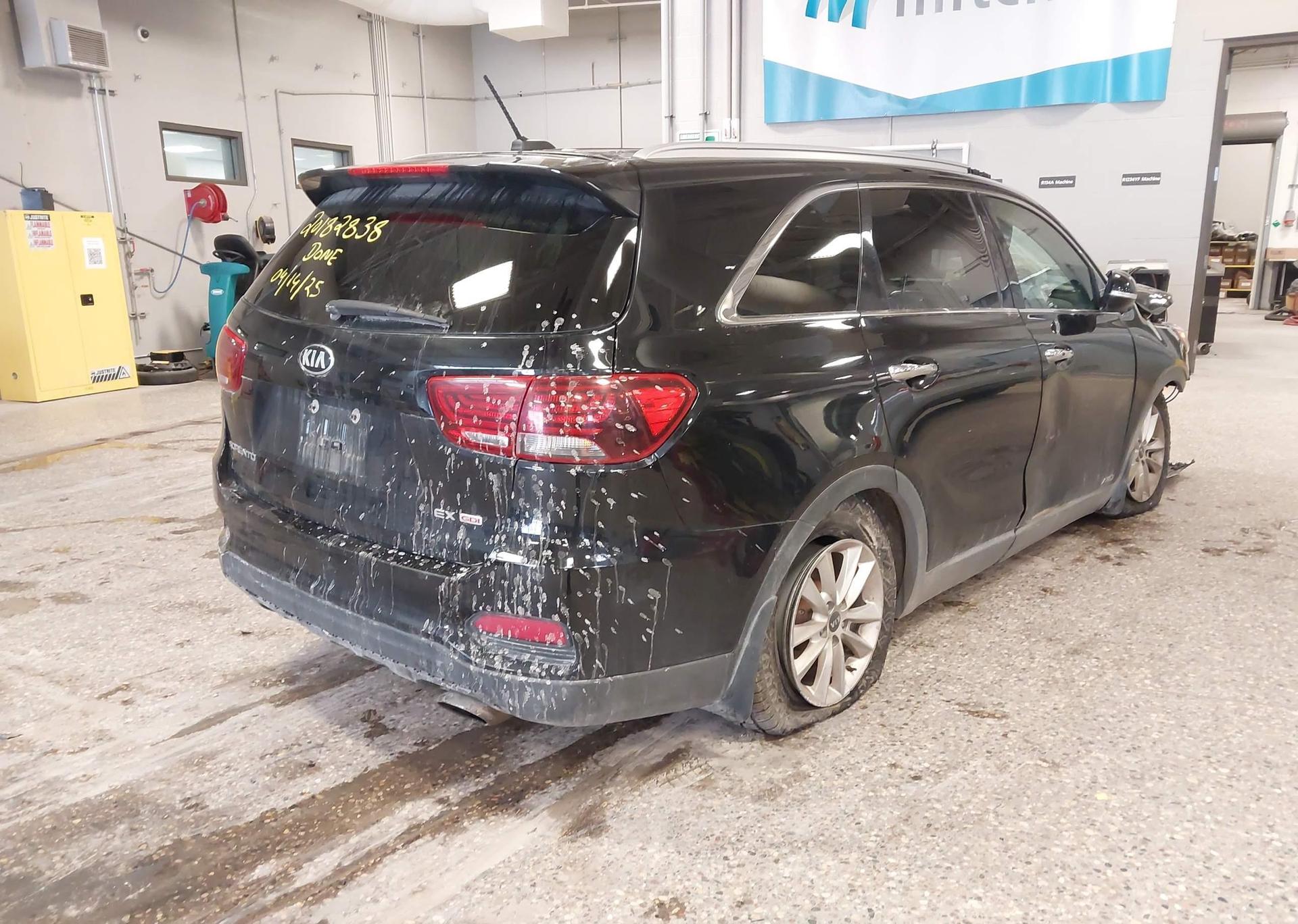 2019 KIA SORENTO EX