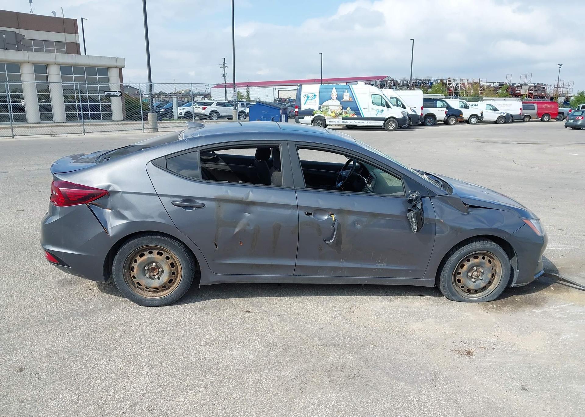 2020 HYUNDAI elantra se
