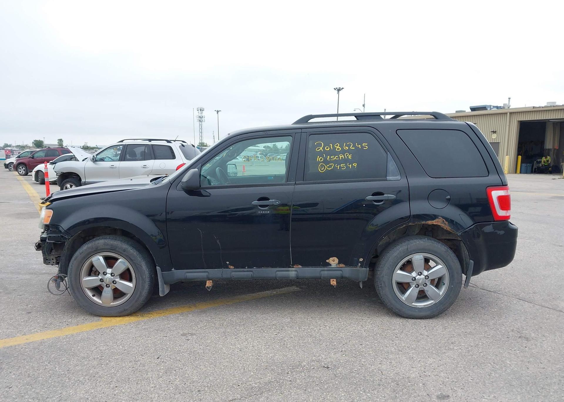 2010 FORD ESCAPE XLT V6