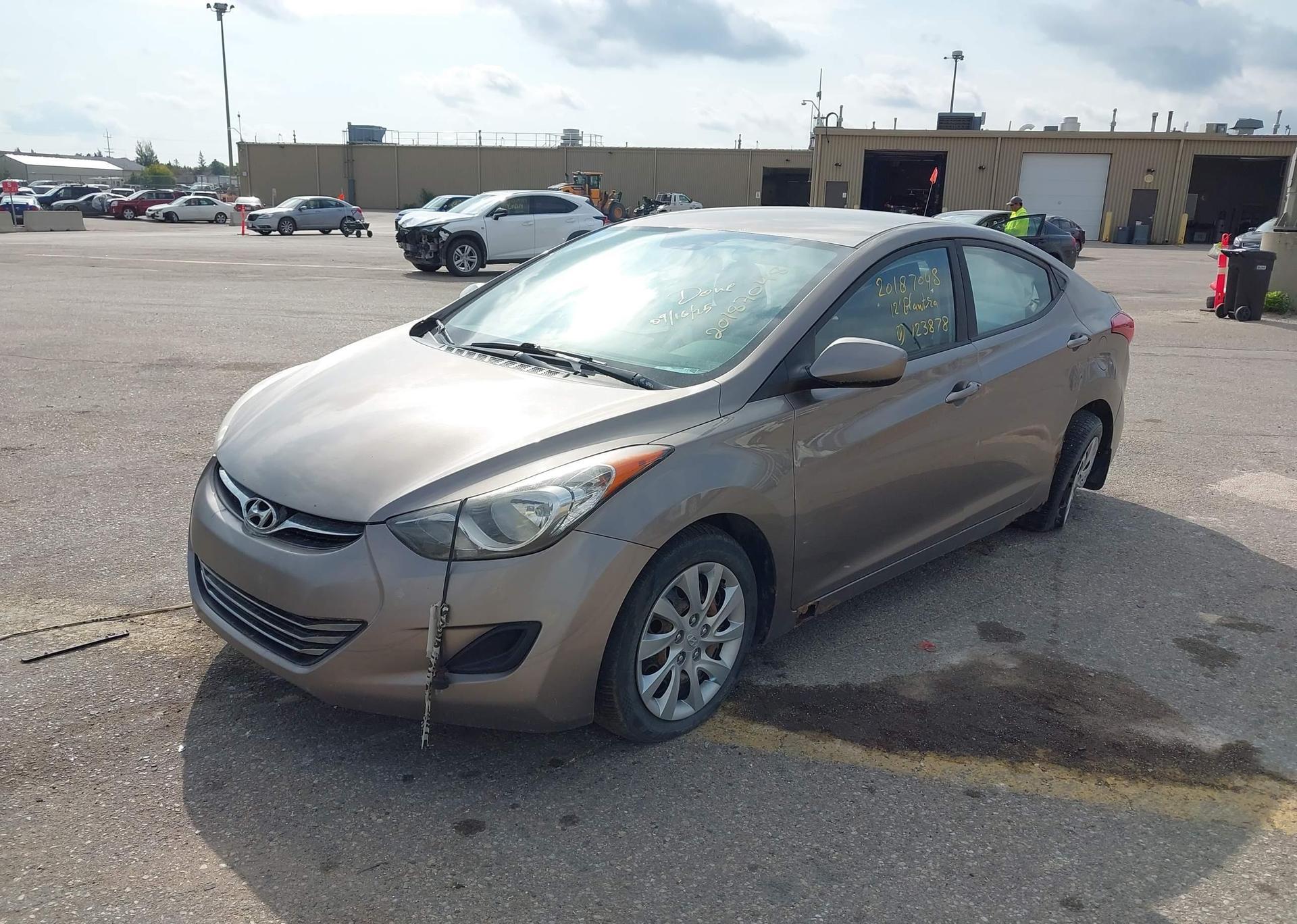 2012 HYUNDAI ELANTRA GLS