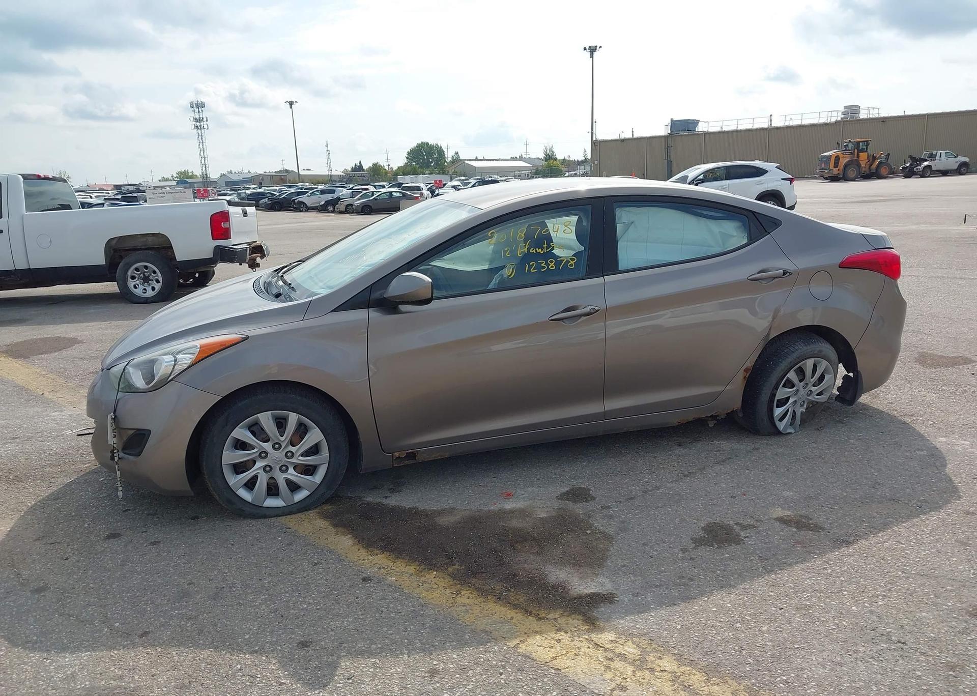 2012 HYUNDAI ELANTRA GLS