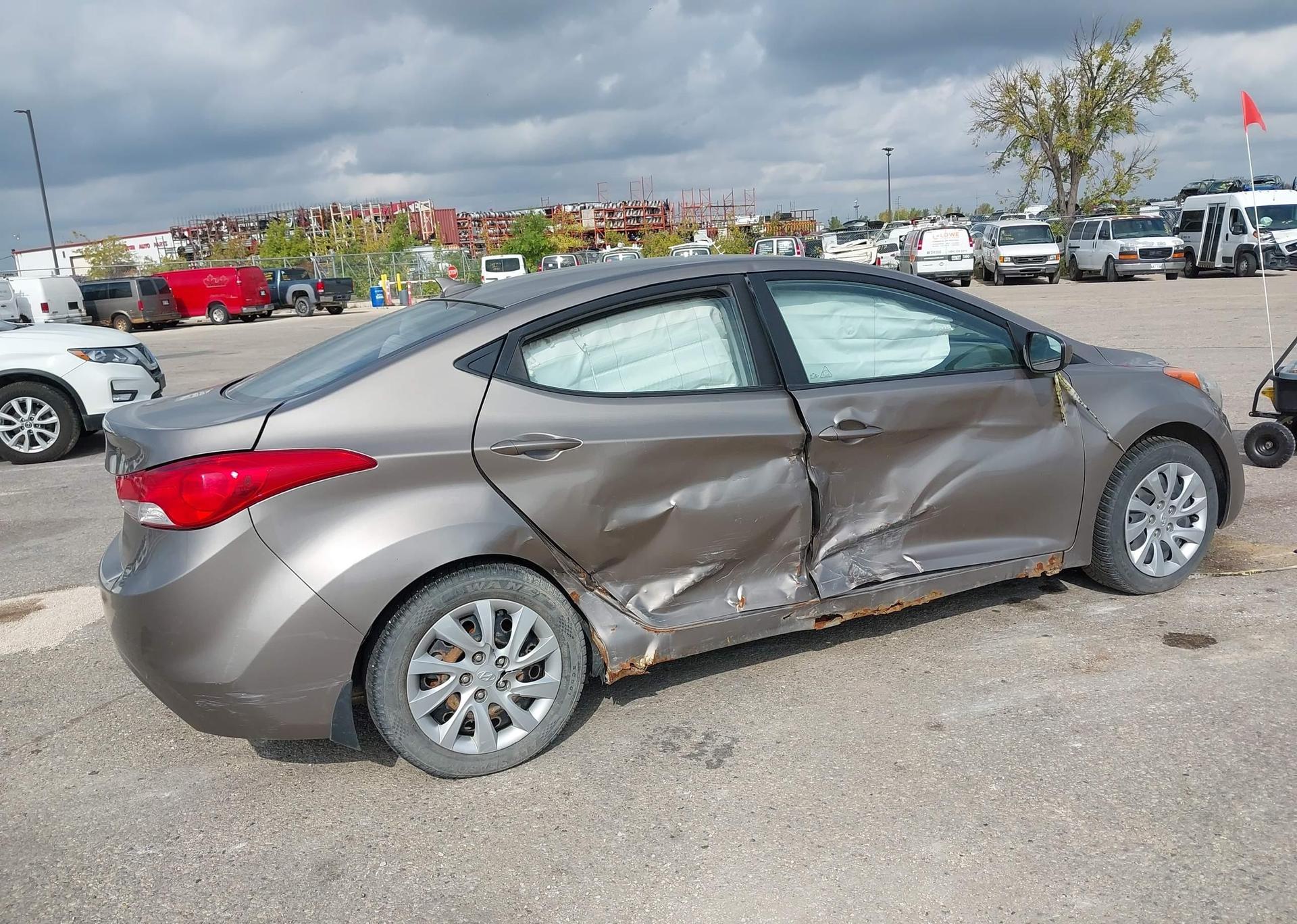 2012 HYUNDAI ELANTRA GLS