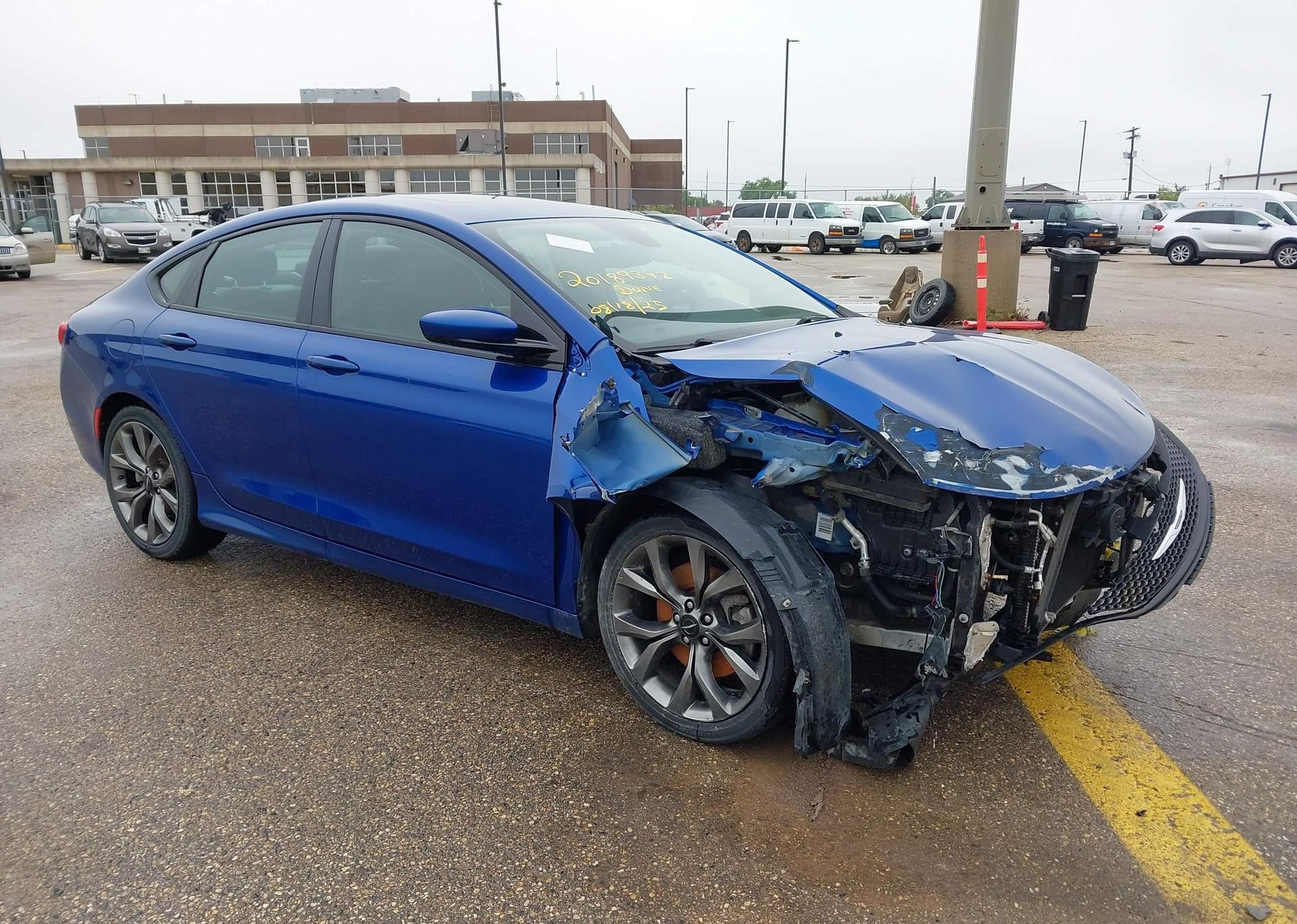 2016 CHRYSLER 200 S V6