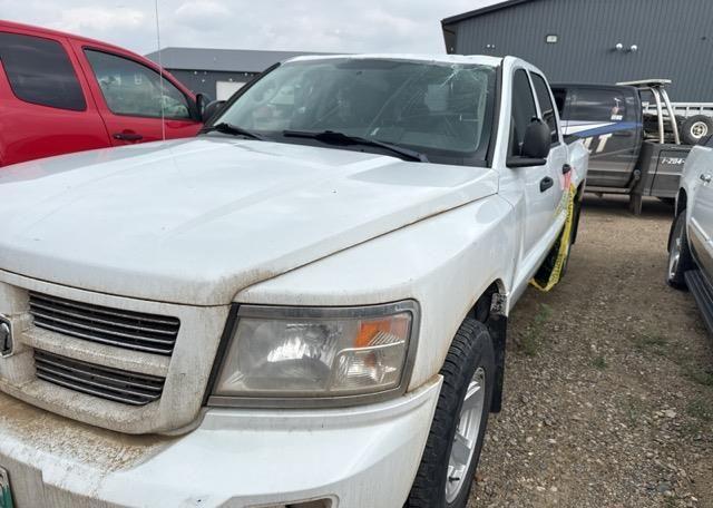 2011 DODGE DAKOTA SXT CREW CAB